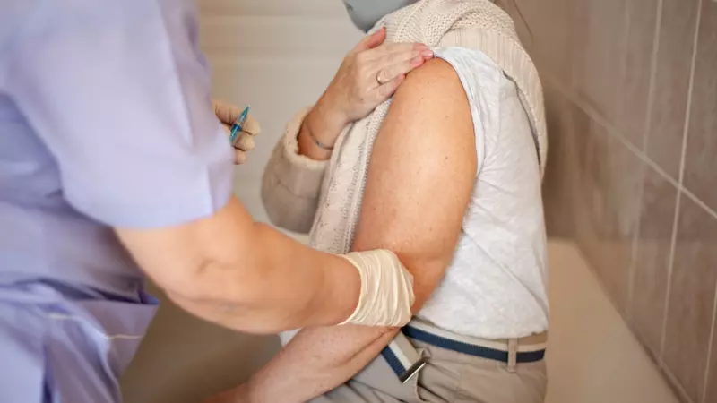 Нижегородцы бьют тревогу из-за нехватки важной вакцины
