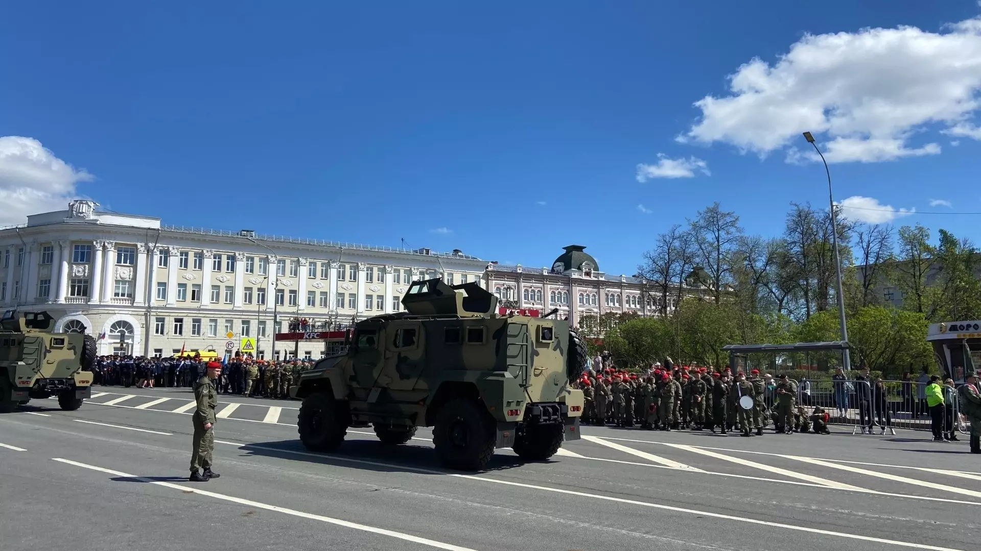 Центр Нижнего Новгорода перекрыли из-за репетиции парада 2 мая