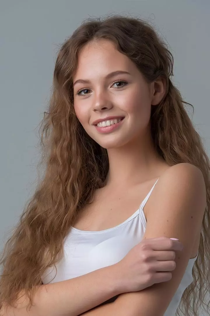 Дарья Мельникова завоевала корону «Мисс Нижний Новгород» в 2019 году 
