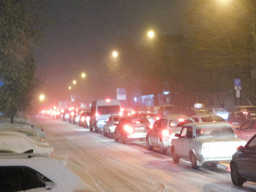 10-балльные пробки снова парализовали Нижний Новгород вечером 17 февраля