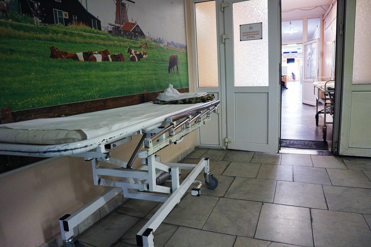 Пострадавший от подростков таксист умер в нижегородской больнице