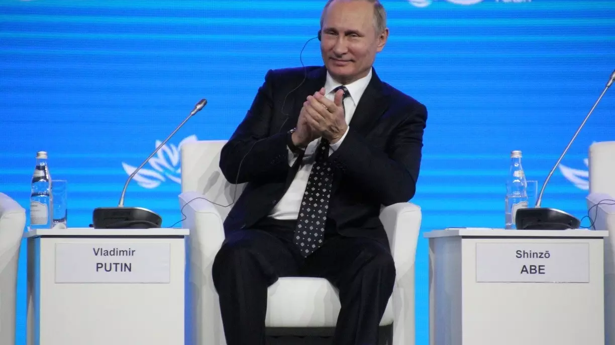 Кремль опроверг слухи о проблемах со здоровьем Путина 