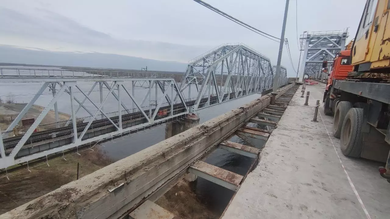 Фотографии с ремонта Борского моста