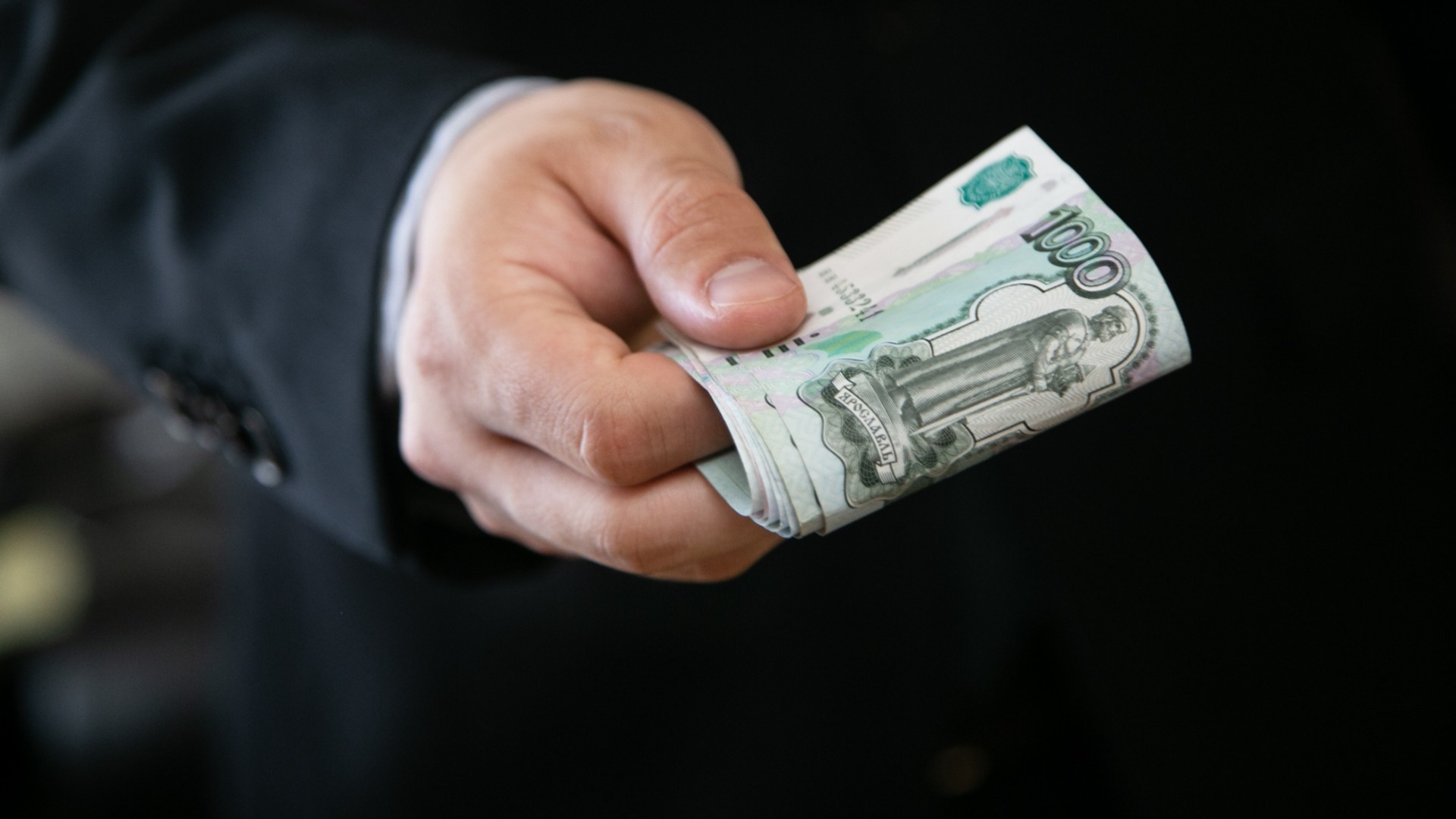 250 тысяч рублей готовы платить стоматологу-хирургу в Нижнем Новгороде