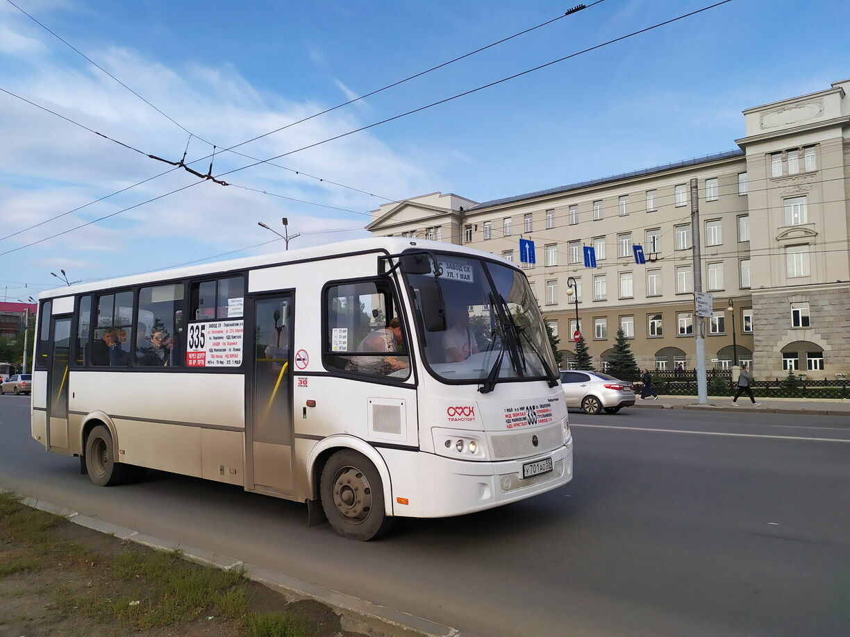«На выход»: Нижегородцев без масок выгоняют из автобусов
