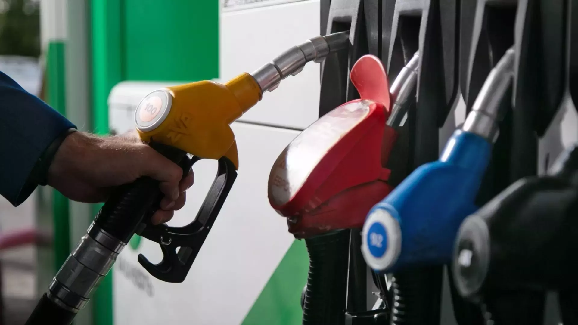 Стоимость бензина продолжает увеличиваться в Нижегородской области