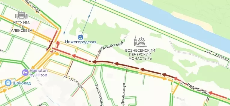 Пробка образовалась у канатки в Нижнем Новгороде