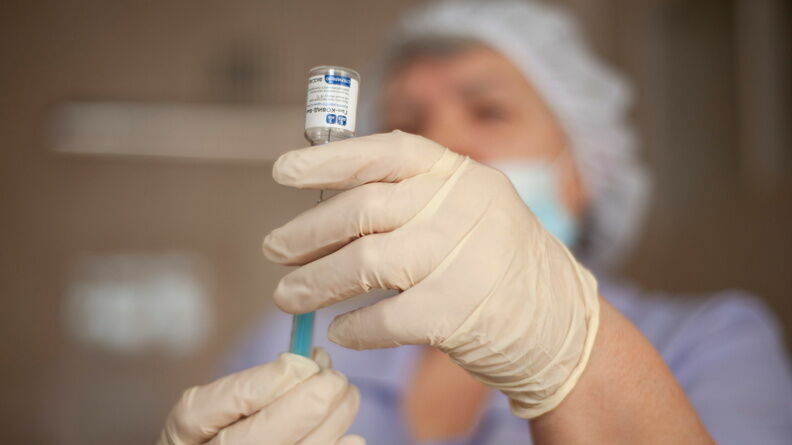 Почти 1,7 млн нижегородцев вакцинировалось от COVID-19