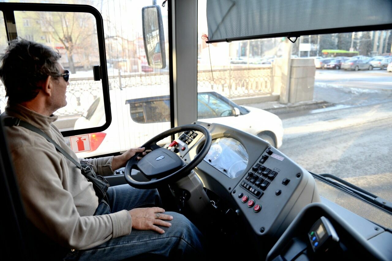 Муниципальным автобусам Нижнего Новгорода не хватает 439 водителей