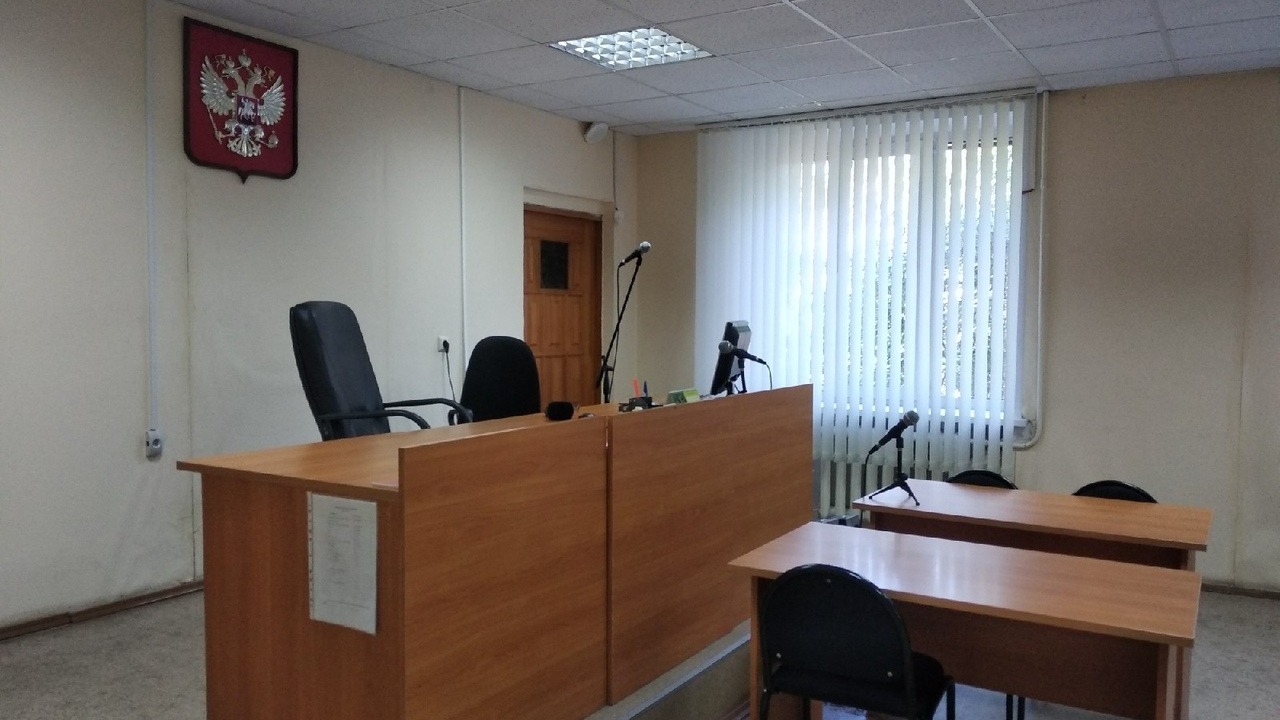 Бухгалтера школы в Пильнинском округе осудили за присвоение 915 тысяч рублей