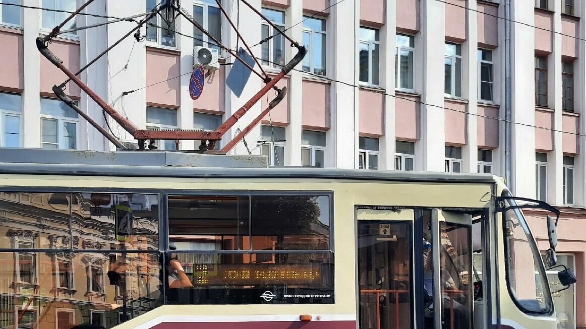 Движение нижегородских трамваев и троллейбусов восстановили после ледяного дождя