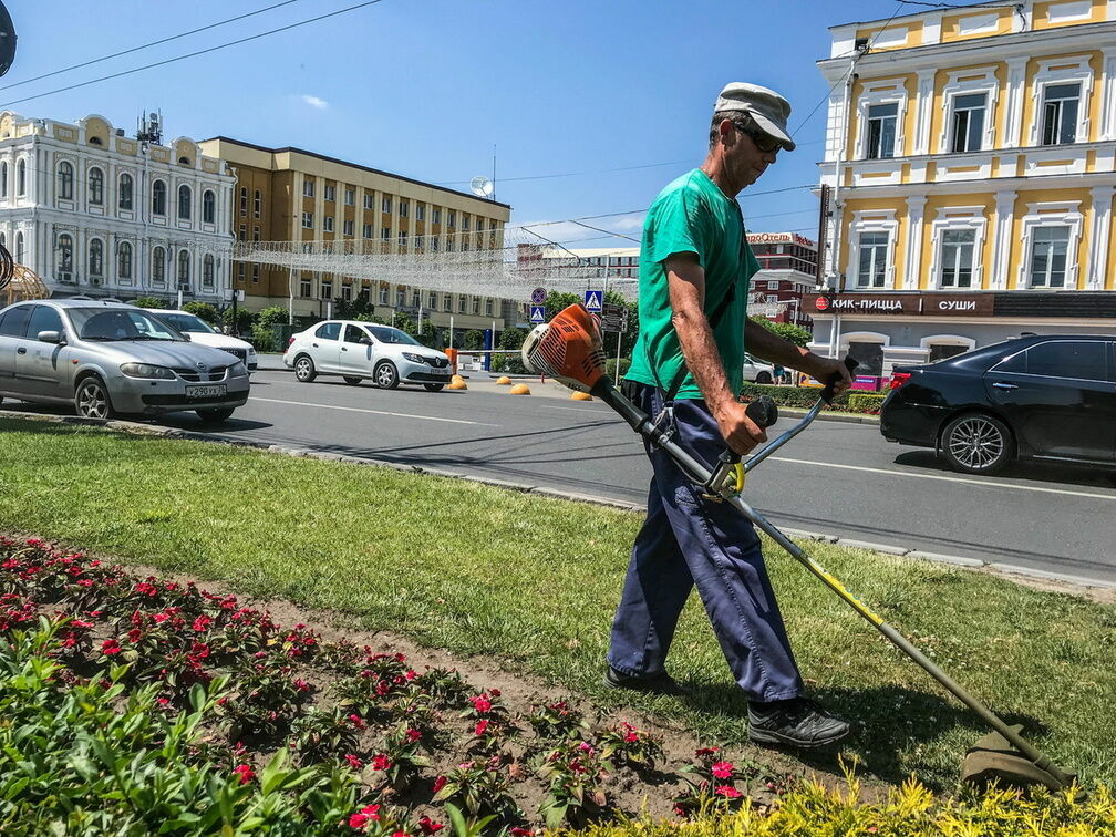 Жители Дзержинска активнее всех в регионе участвуют в социально значимых работах