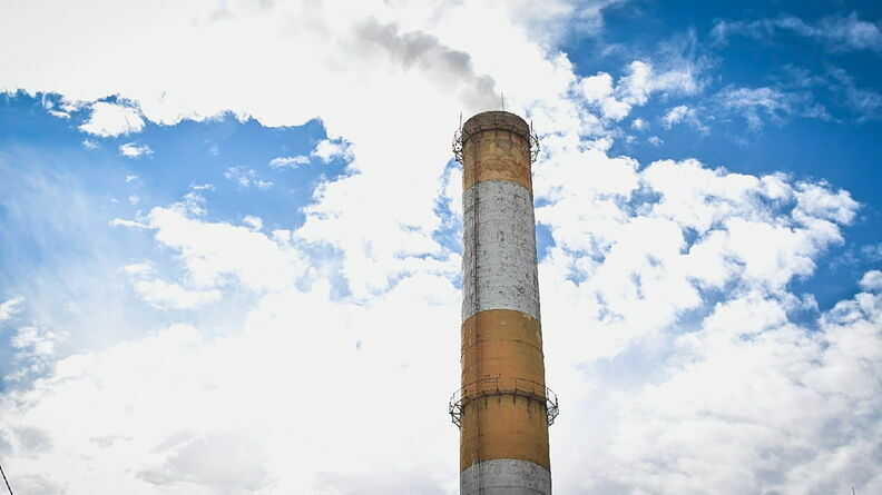 Жители Дзержинска жалуются на признаки отравления из-за выбросов