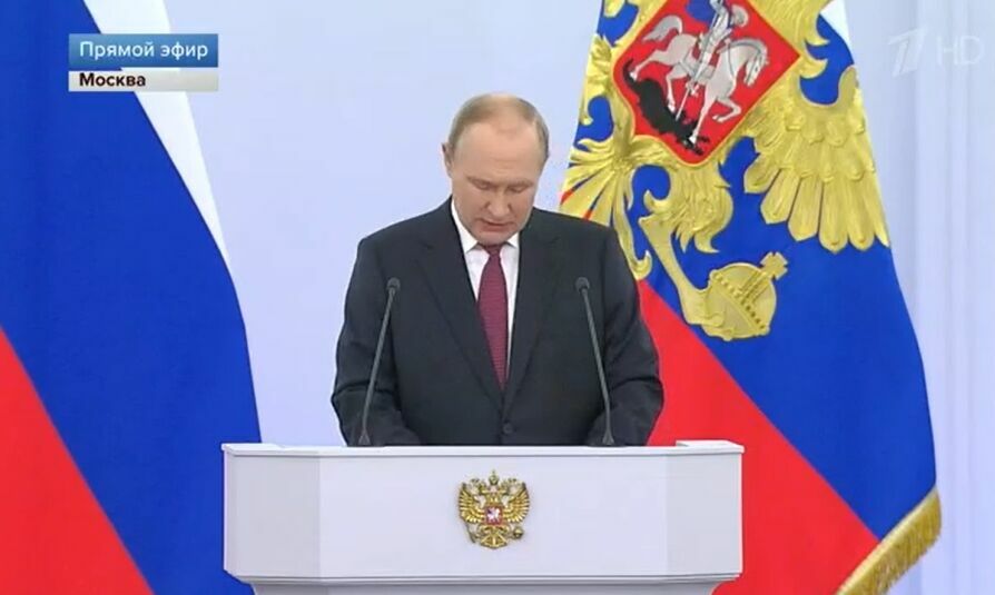 Путин подписал договоры о вхождении в состав России четырех регионов