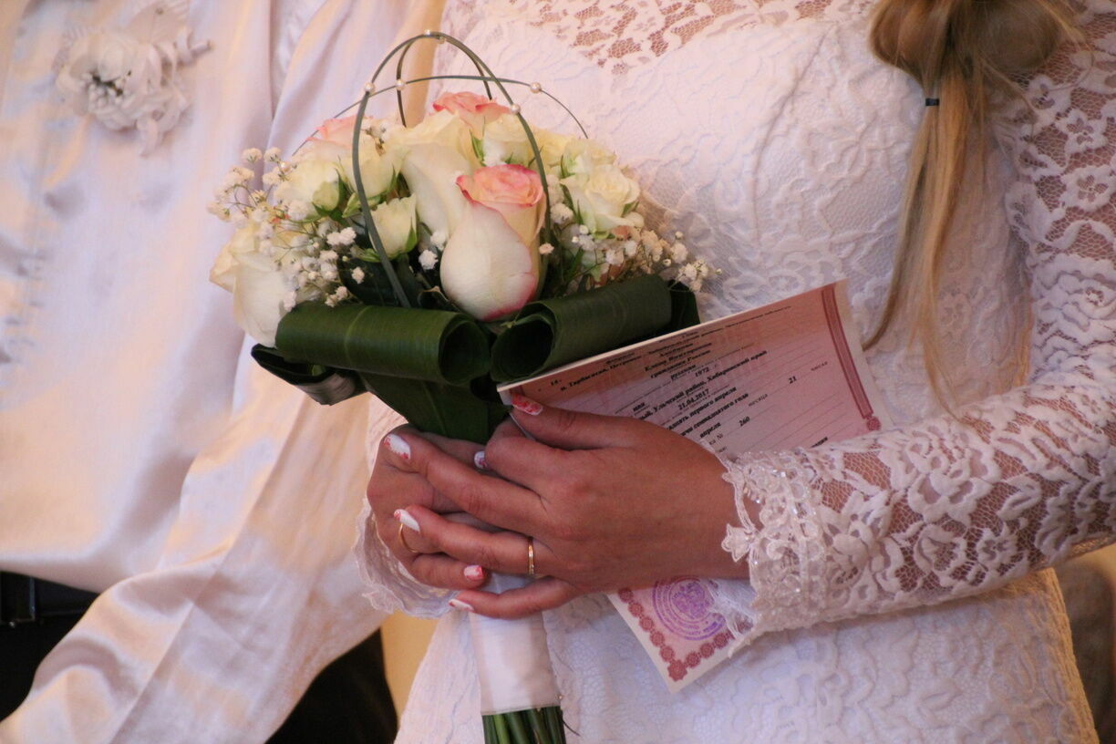 За год количество регистрируемых браков в РФ увеличилось