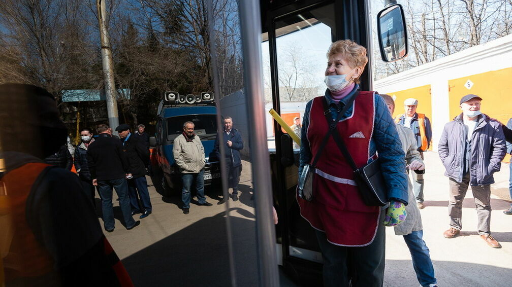 Водителям автобусов и кондукторам повысят зарплату в Нижнем Новгороде