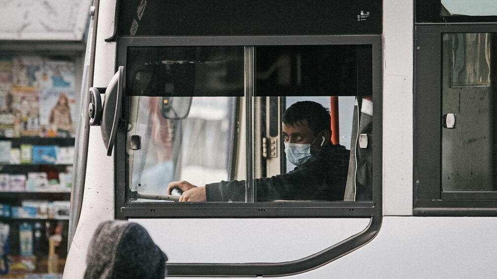 Около 400 водителей автобусов работали без масок в Нижегородской области