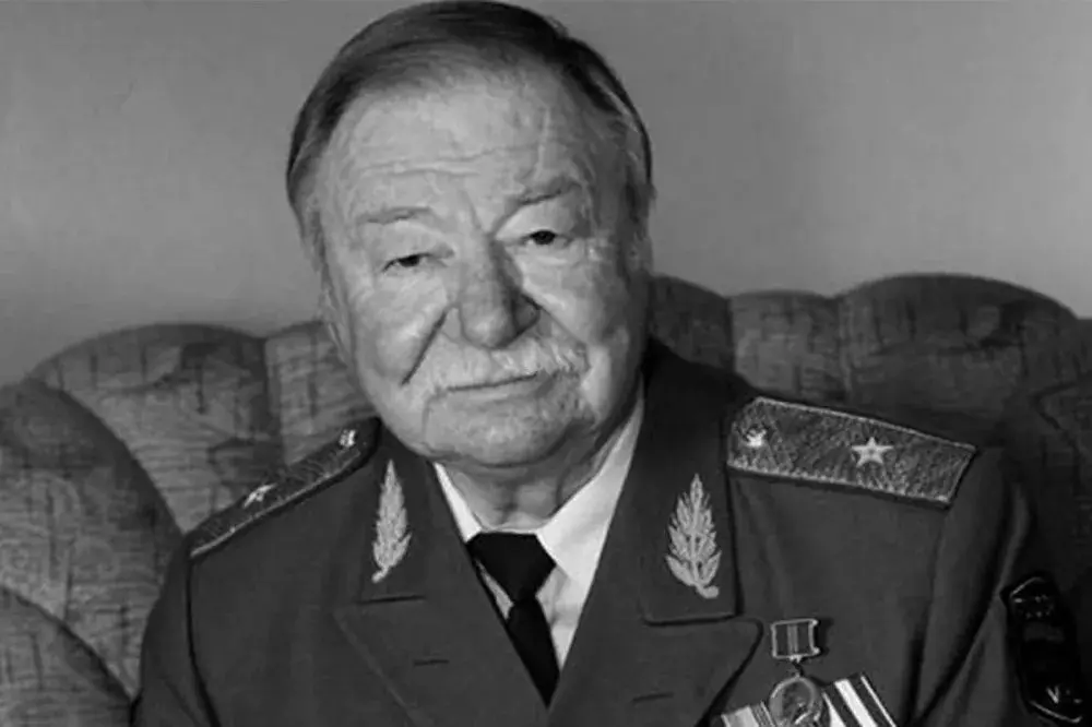 Доброгорский являлся почетным сотрудником МВД РФ.