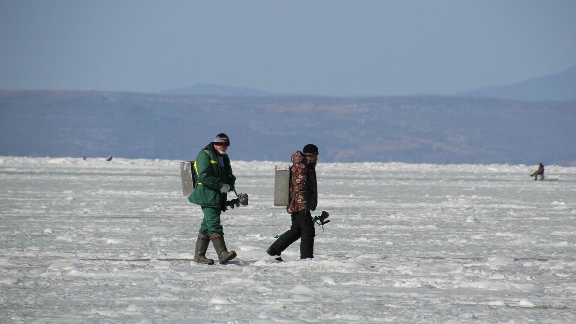 11 протоколов за выход на лед в запрещенных местах составили на нижегородцев