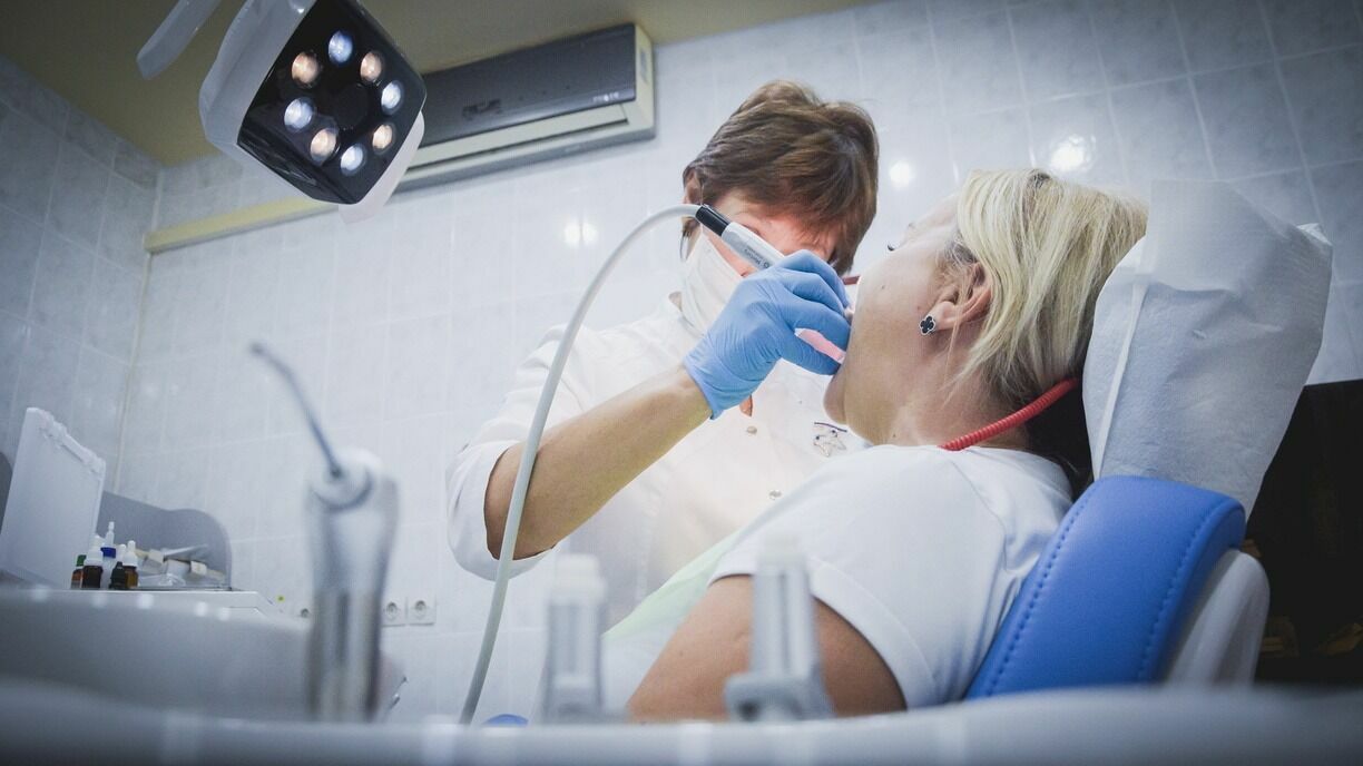 Глава стоматологической клиники кинула нижегородцев на 10 млн рублей