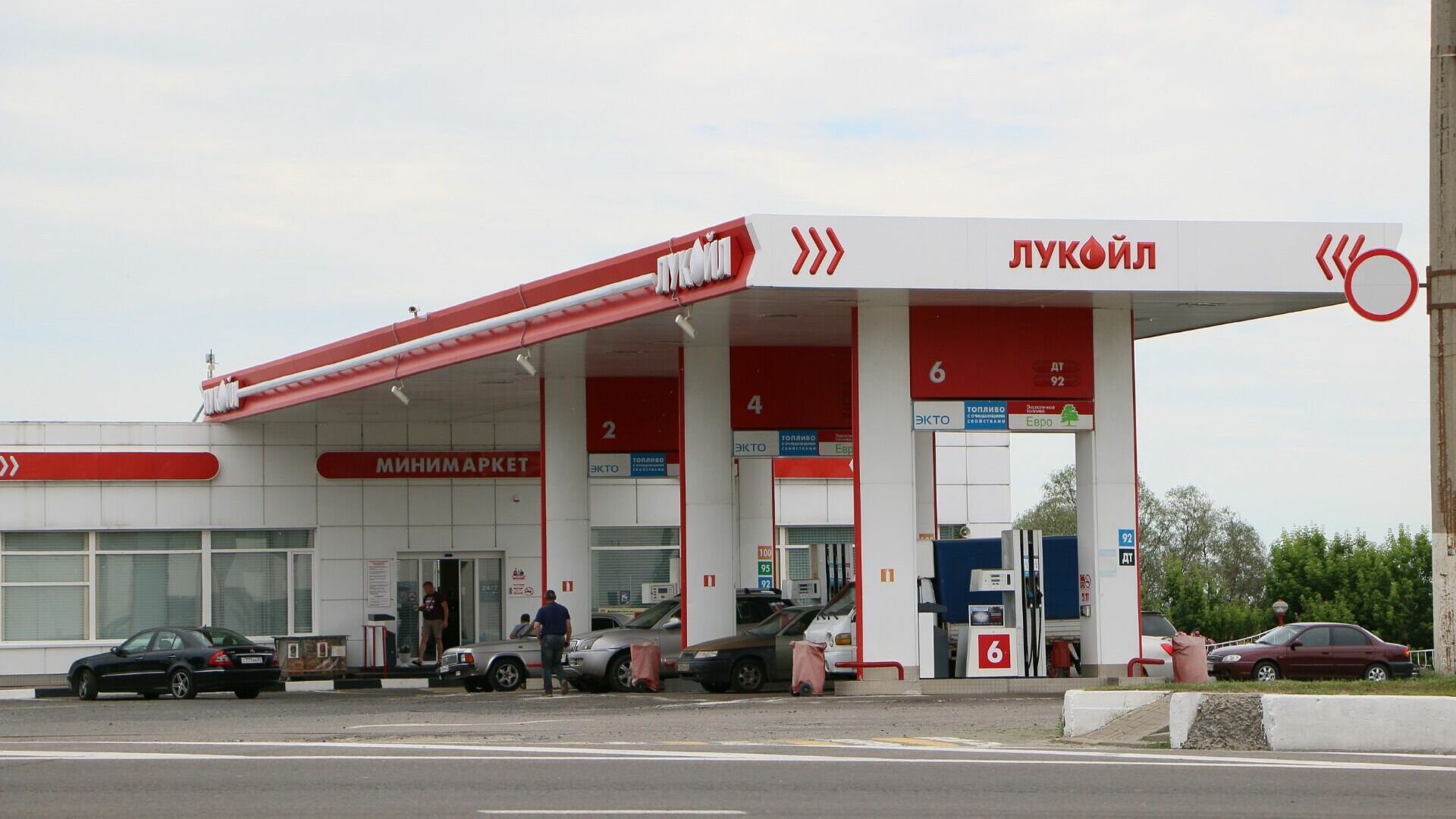 «Дочку» Лукойла оштрафовали за завышение цен на бензин в Нижегородской области