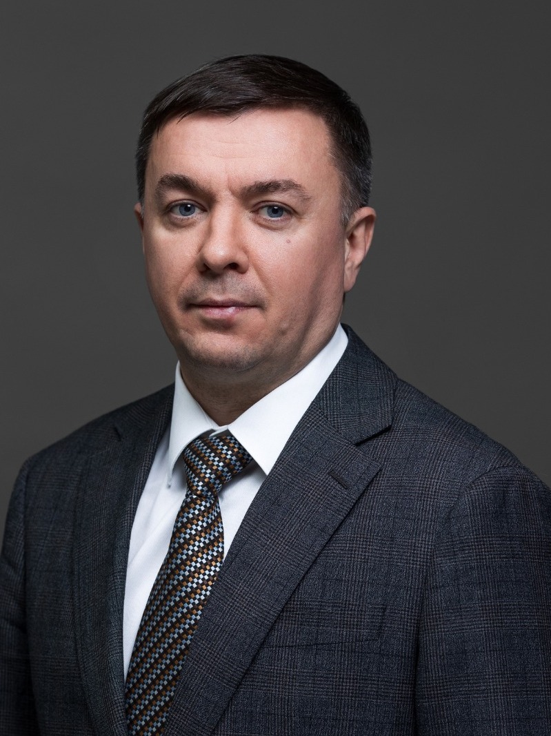 Министр инвестиций, земельных и имущественных отношений Сергей Баринов