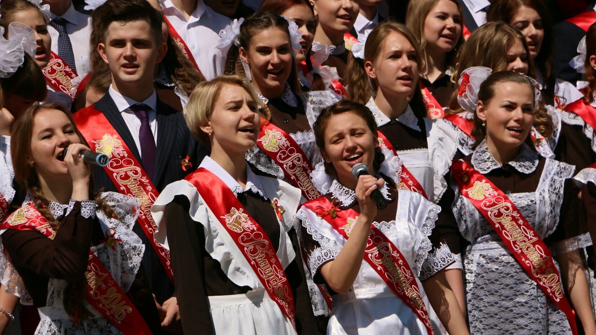 Выпускные нижегородских школьников обойдуся дороже 20 тысяч рублей