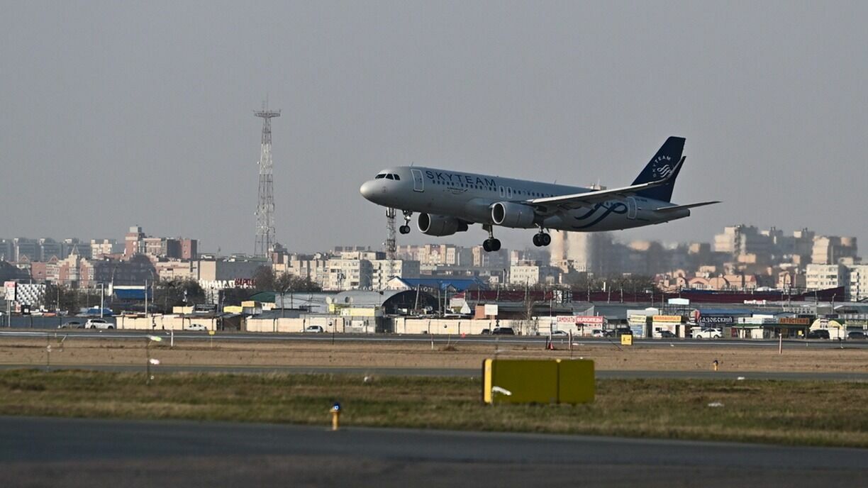 Авиабилеты могут подорожать в России в 2023 году