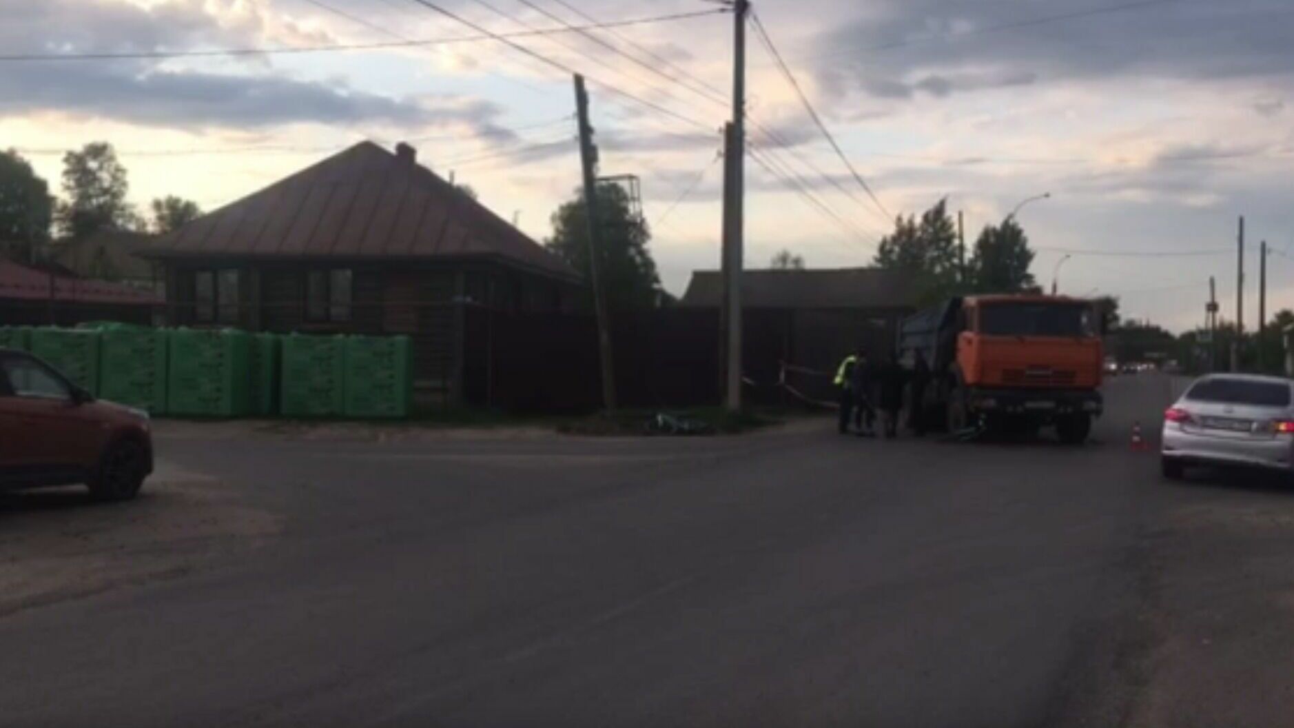 КамАЗ сбил 14-летнюю велосипедистку в Нижегородской области