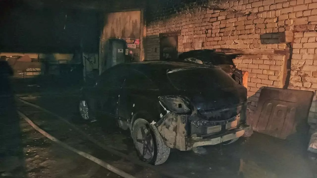 Автосервис сгорел в Дзержинске 4 ноября