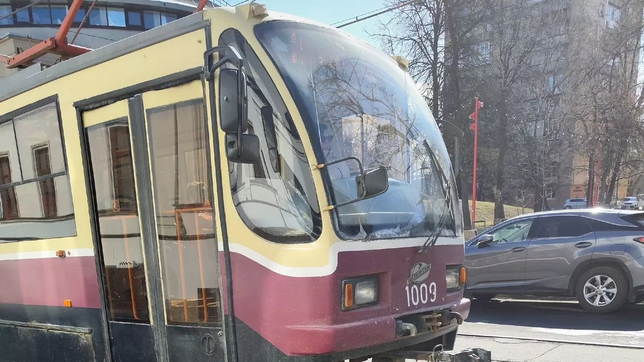 Перевозчик опроверг высадку ребенка из нижегородского трамвая