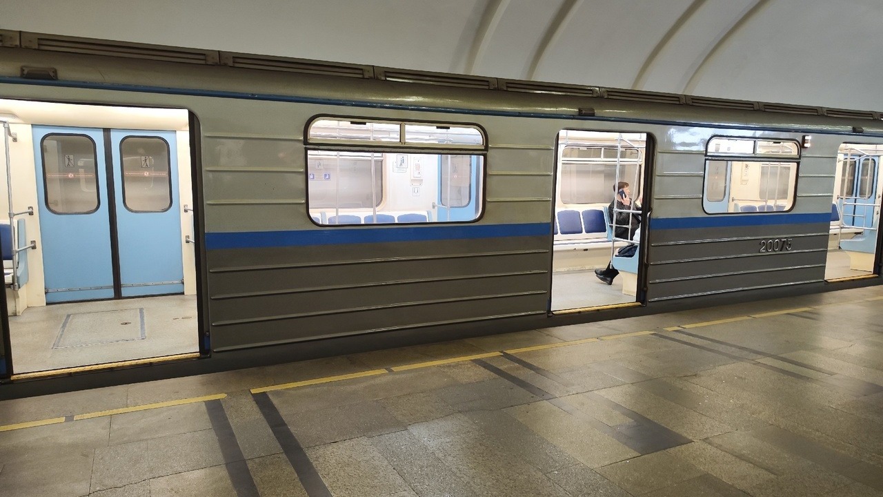 Навесы возле станций метро в Нижнем Новгороде установят до 31 декабря
