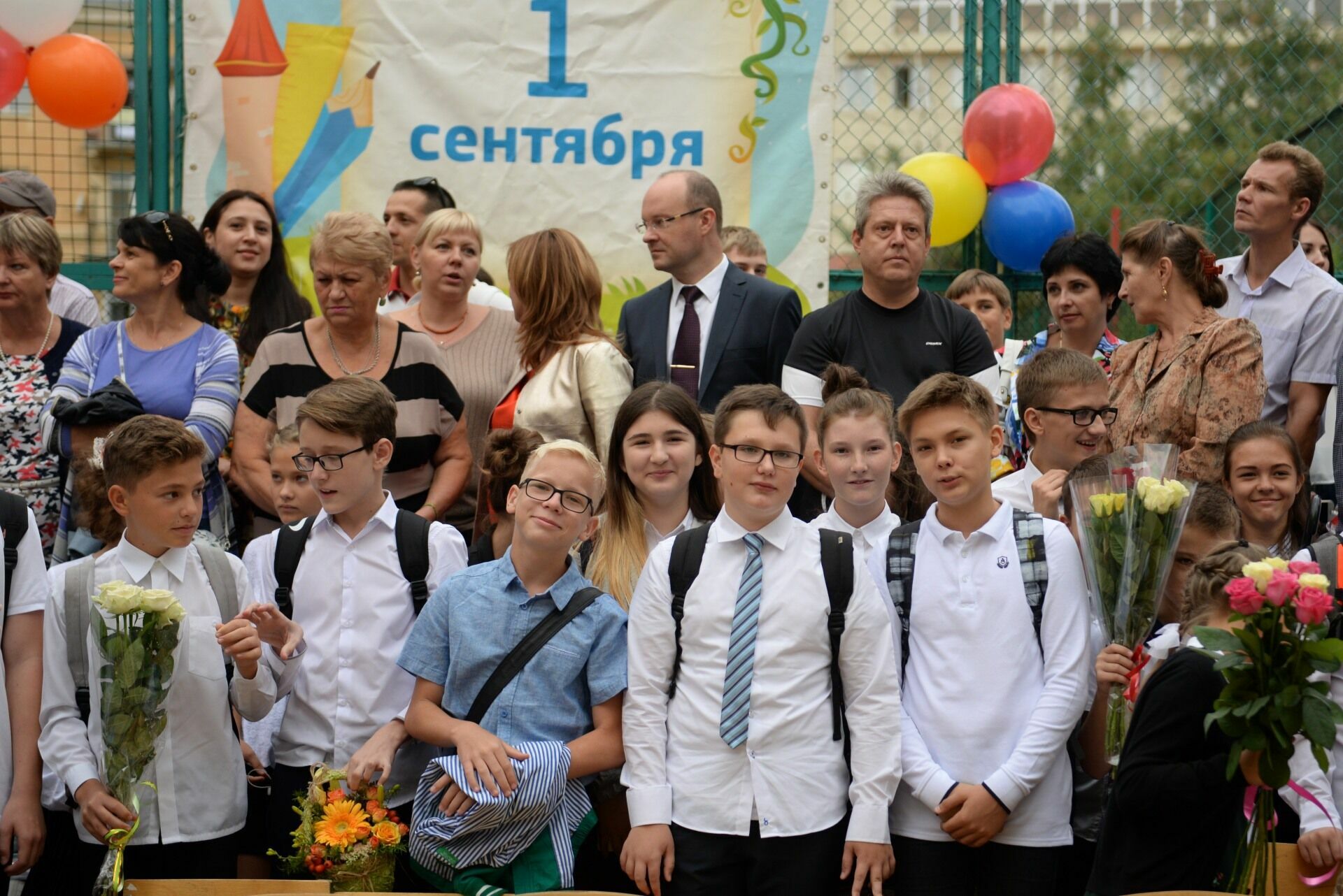 Нижегородских школьников обяжут еженедельно исполнять гимн России