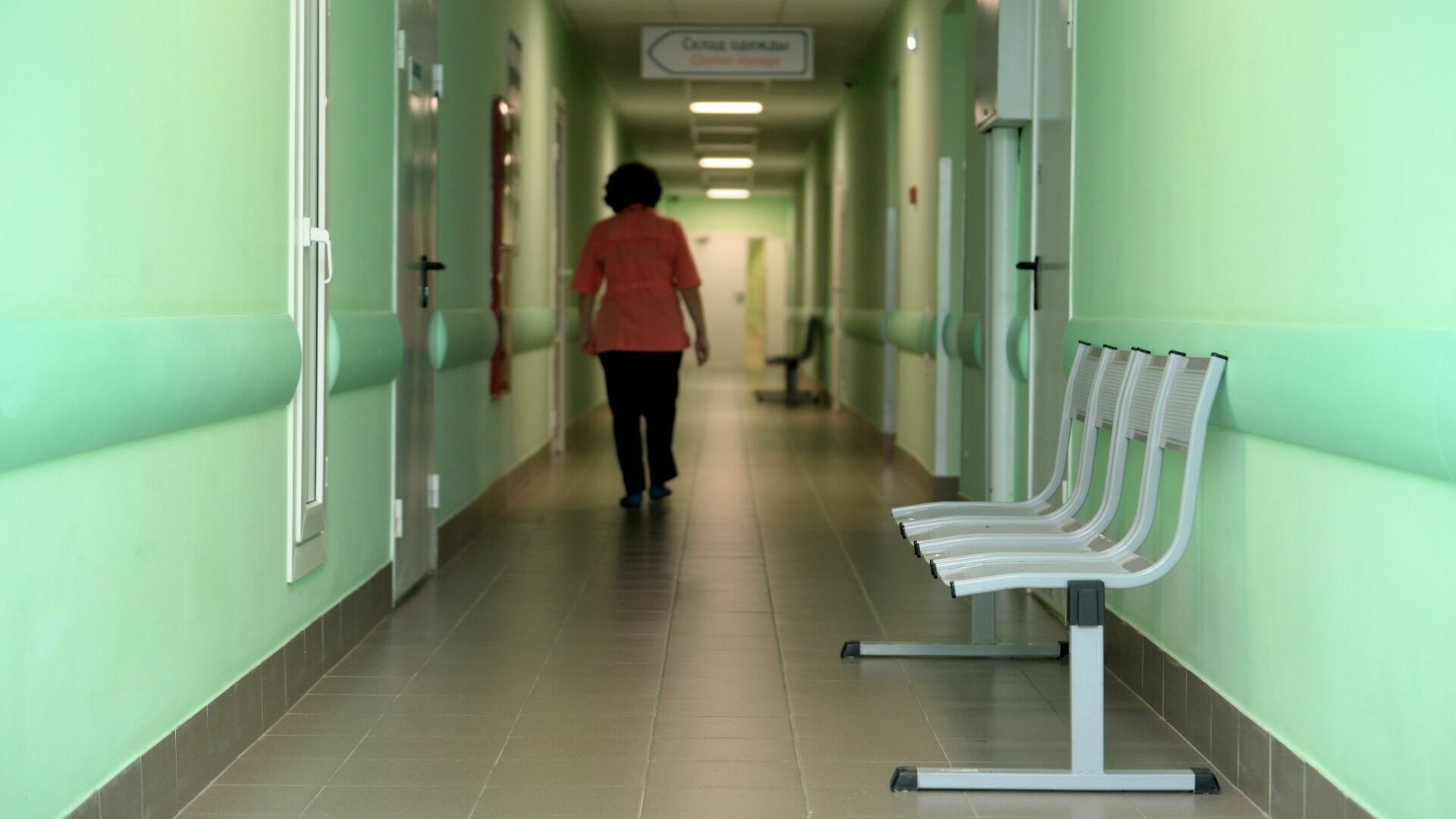 Мелик-Гусейнов опроверг слухи о сокращении зарплат врачам детской поликлиники