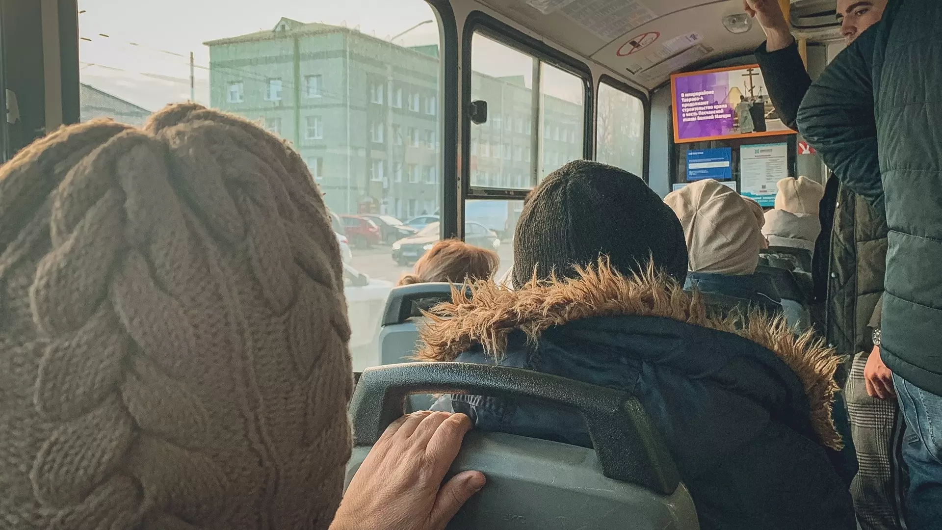 Рейсовый автобус улетел в кювет на трассе под Шахуньей 