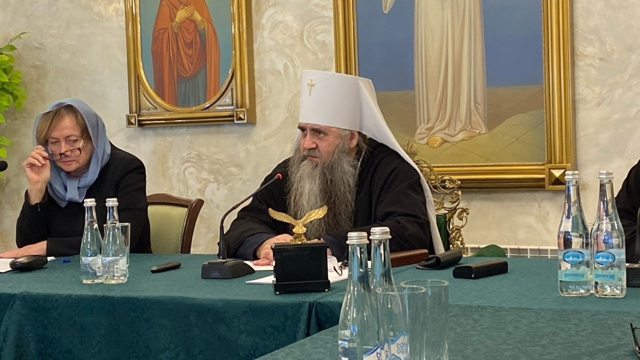 Митрополит Георгий призвал нижегородцев молиться за Путина