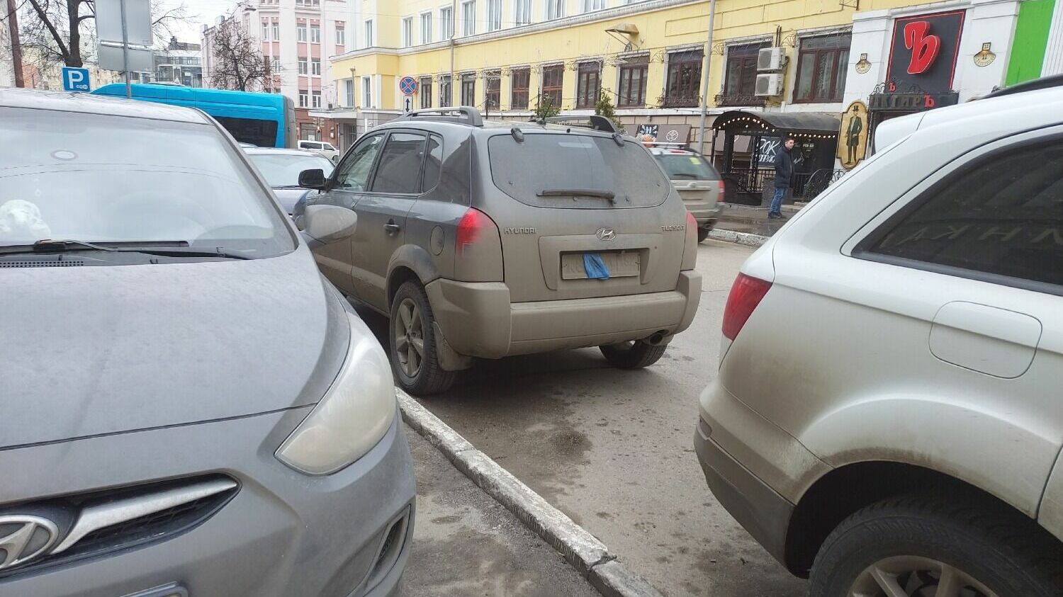 Автомобиль на платной парковке в Нижнем Новгороде