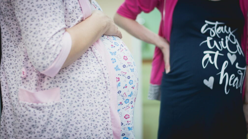 Около двух тысяч беременных нижегородок заразились COVID-19