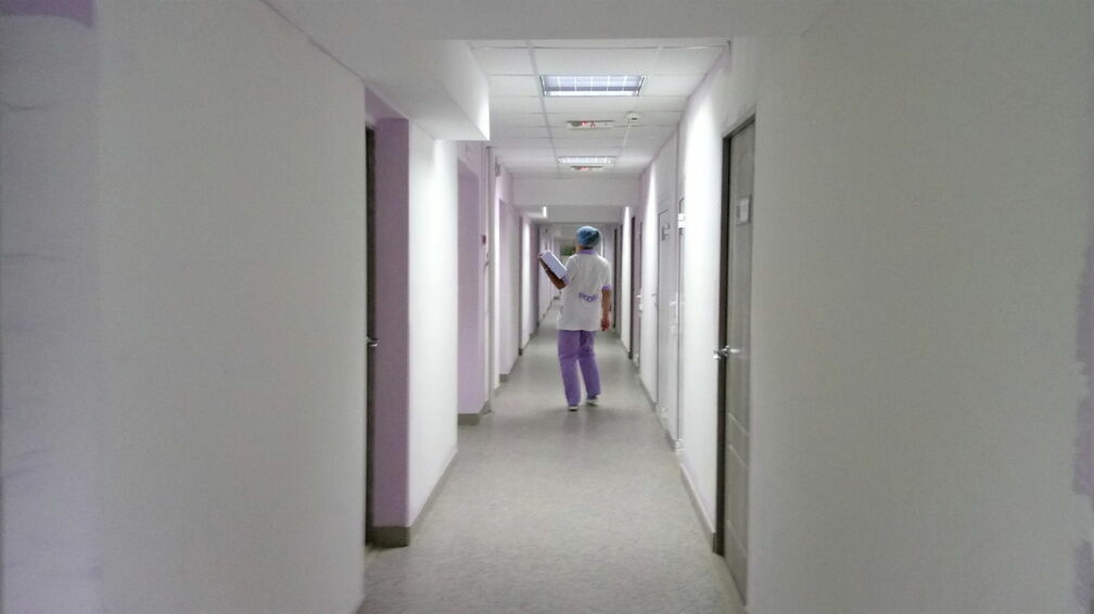 Минздрав проводит проверку в больнице Дзержинска из-за смерти пациента