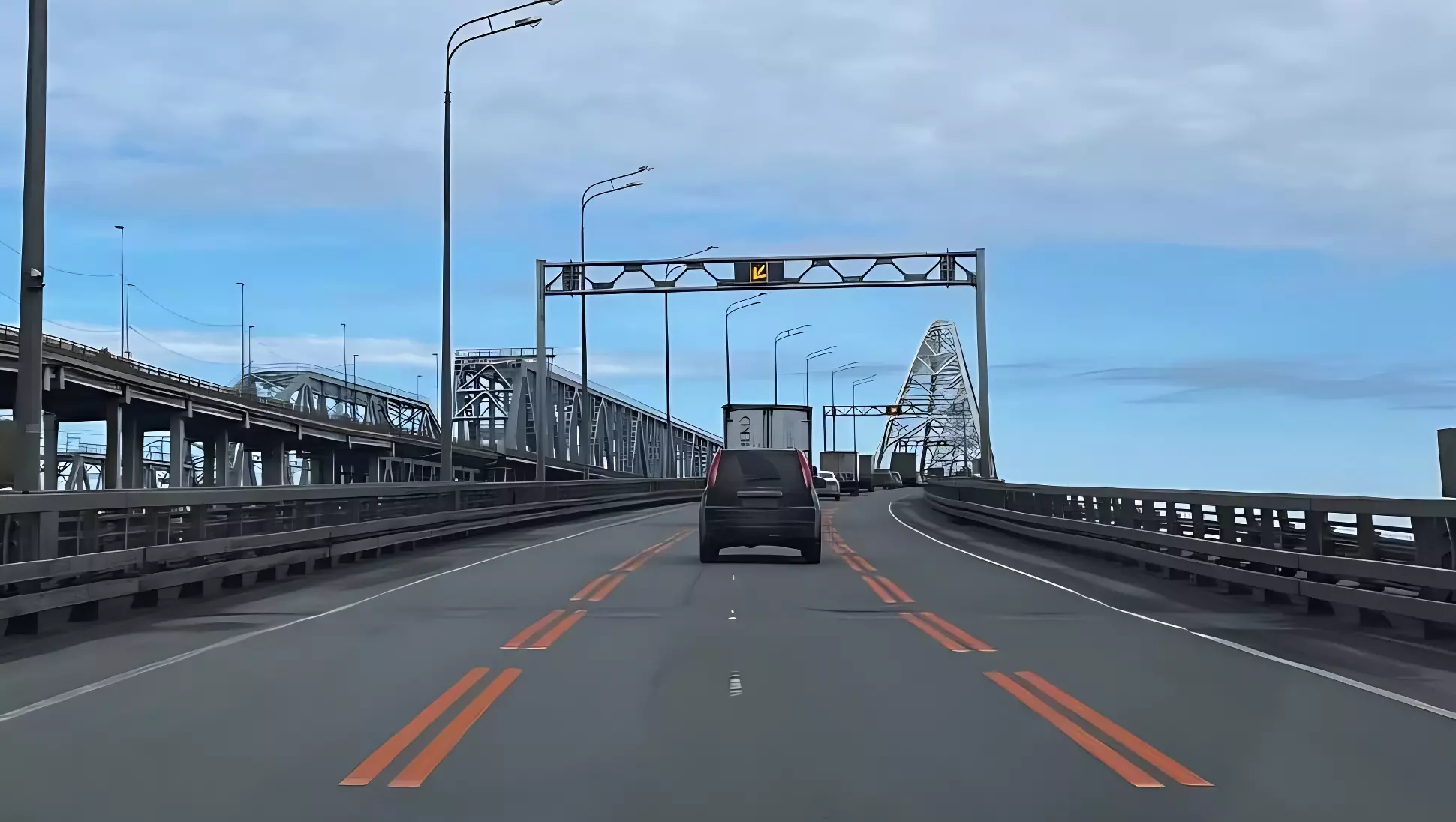 Нижегородцы проехали по новому Борскому мосту после закрытия старого