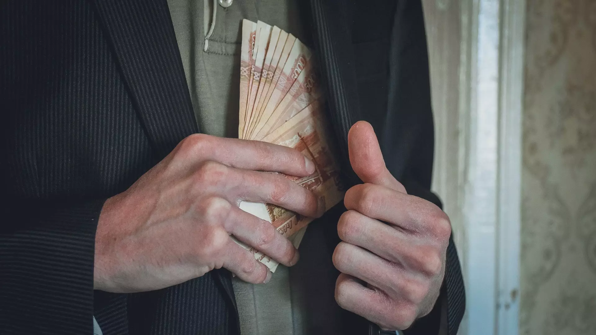 20 млн рублей направят на зарплату нижегородским медикам