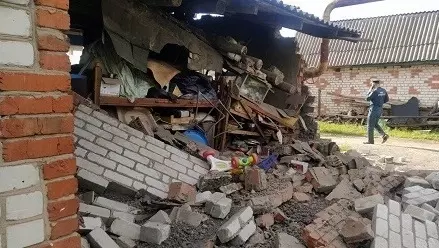 Обрушение пристроя к жилому дому в Перевозе из-за взрыва 