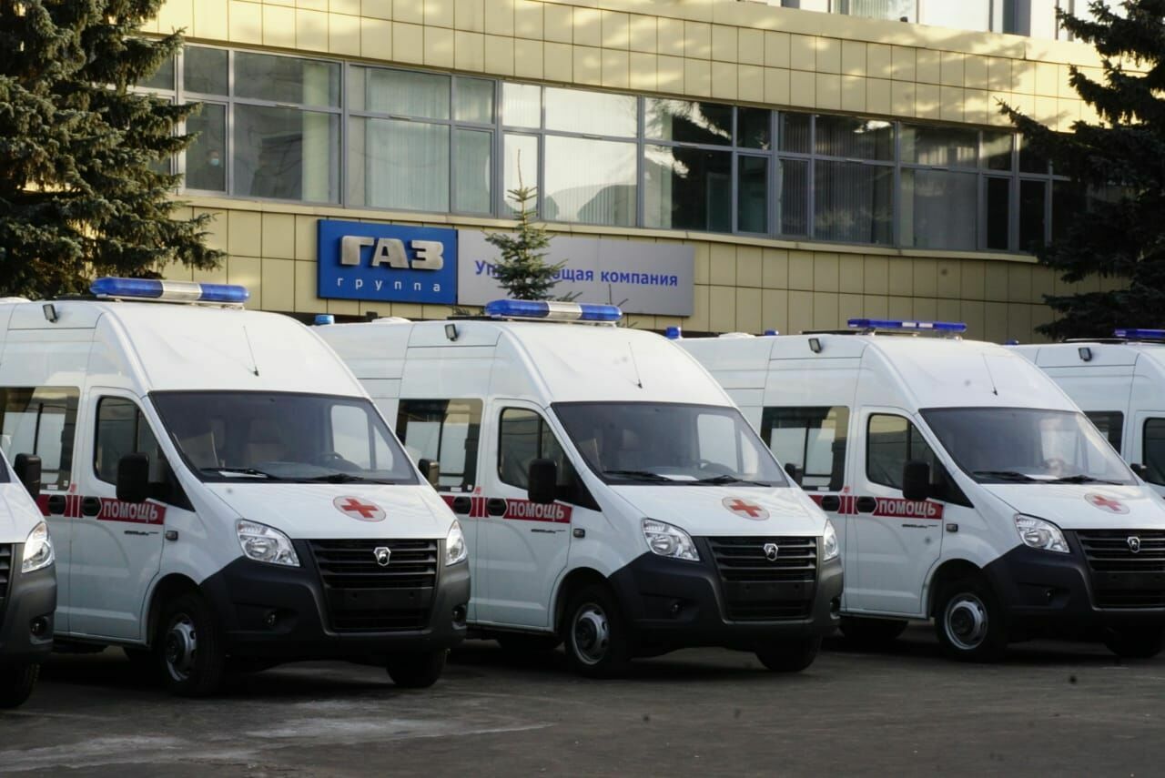 15 нижегородских больниц получили новые машины скорой помощи
