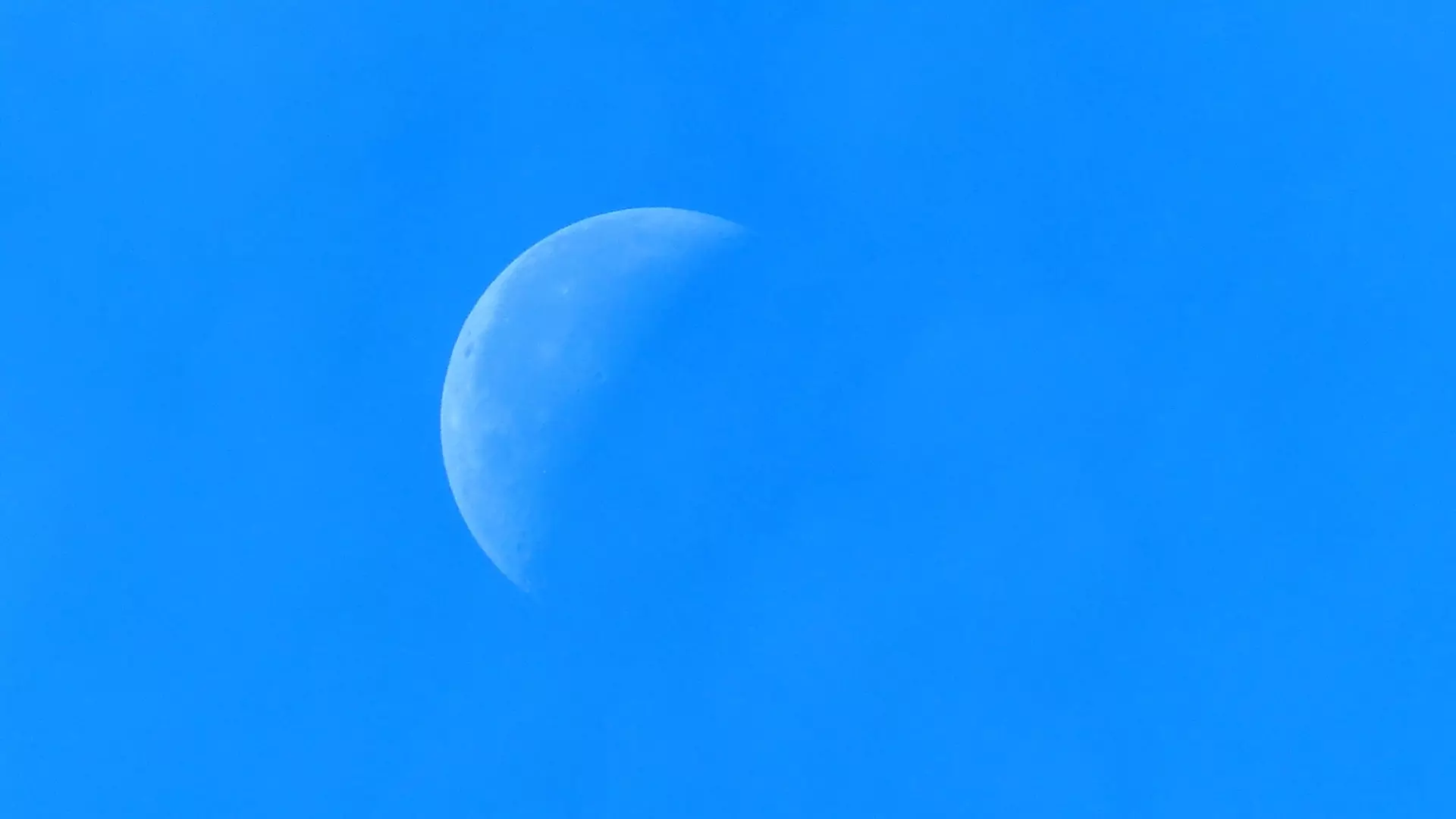 Нижегородцы смогут наблюдать покрытие Венеры Луной