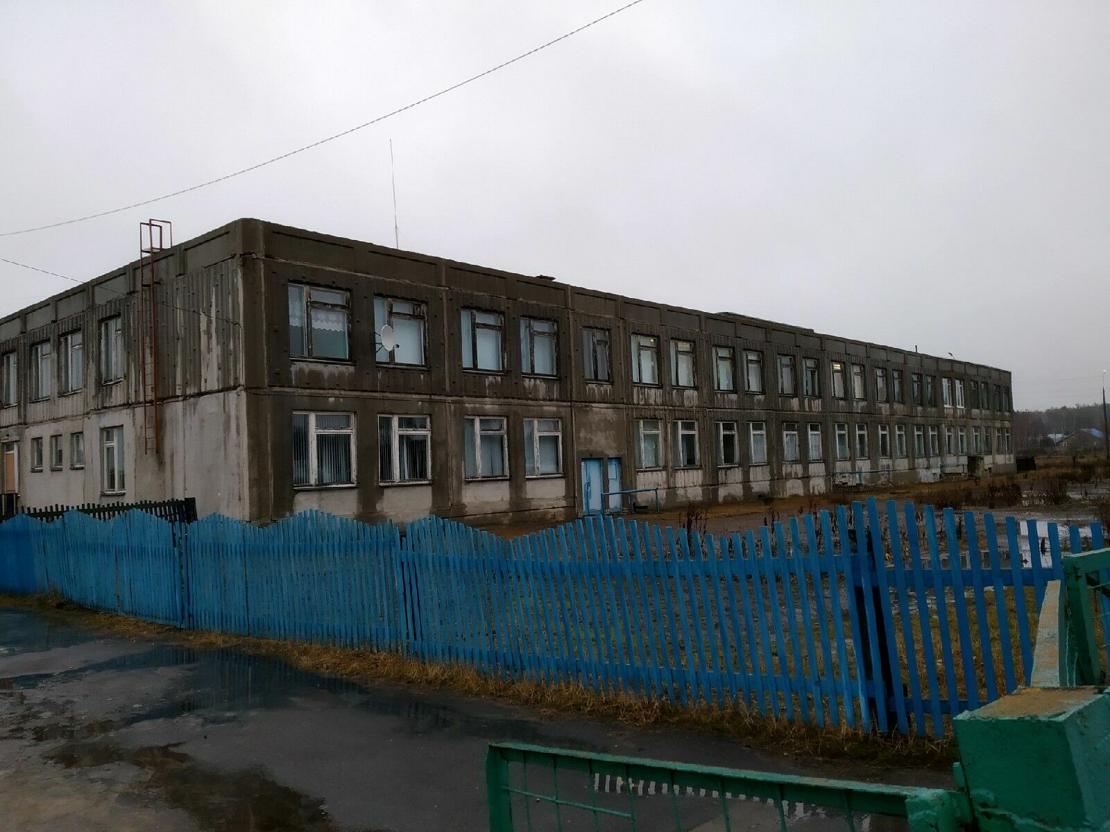 Школа в Конево