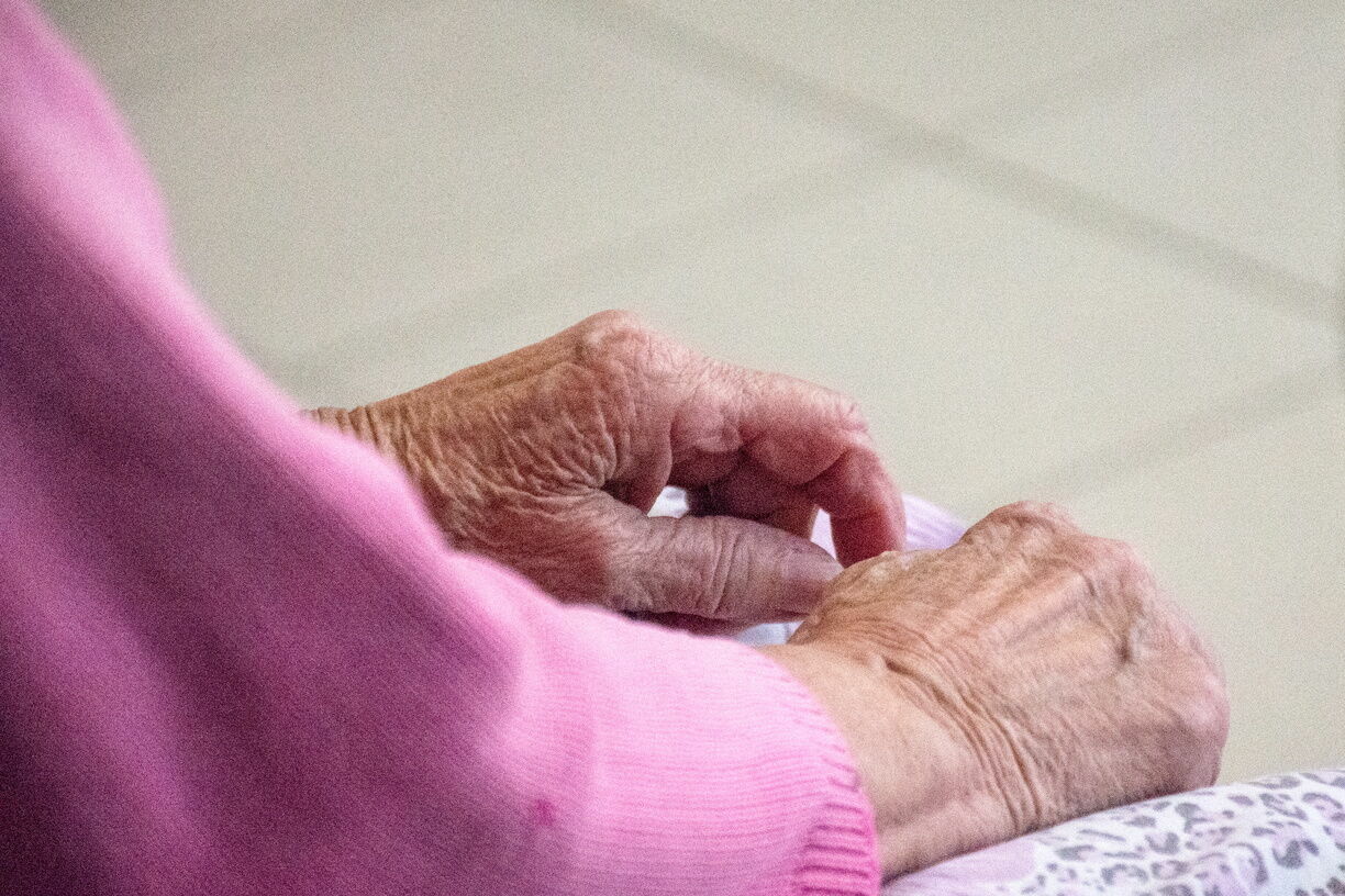 Нижегородским пенсионерам продлят больничные еще на две недели