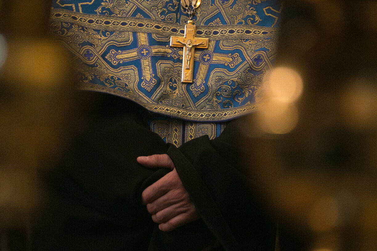 Священники начали отпевать нижегородцев перед кремацией