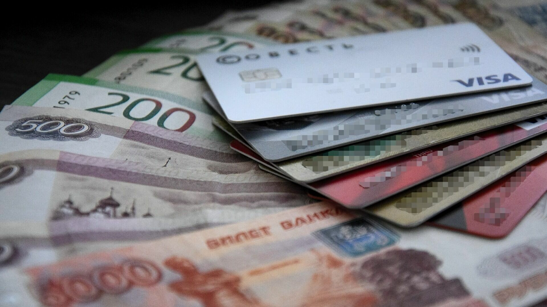 Количество выданных кредиток сократилось на 34% в Нижегородской области