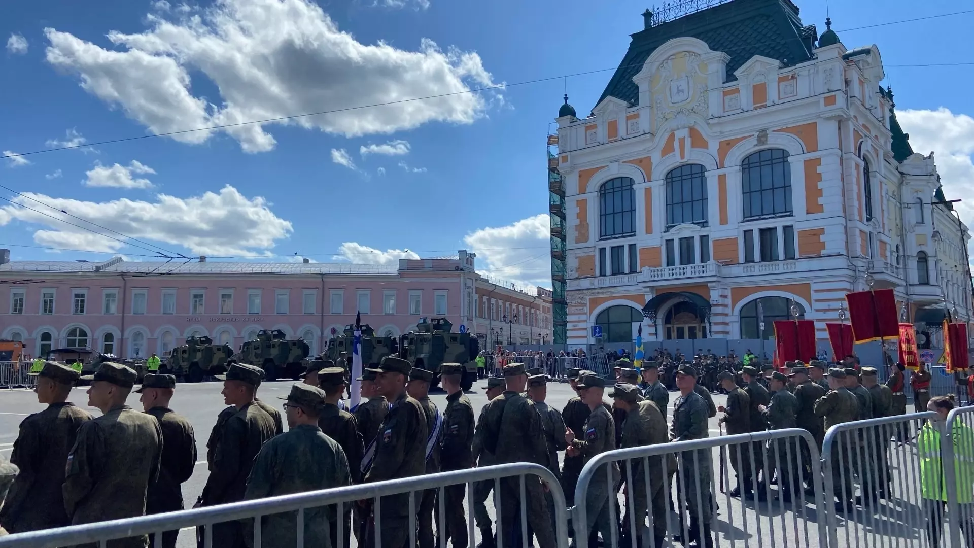 100 добровольцев отберут для сопровождении парада Победы в Нижнем Новгороде