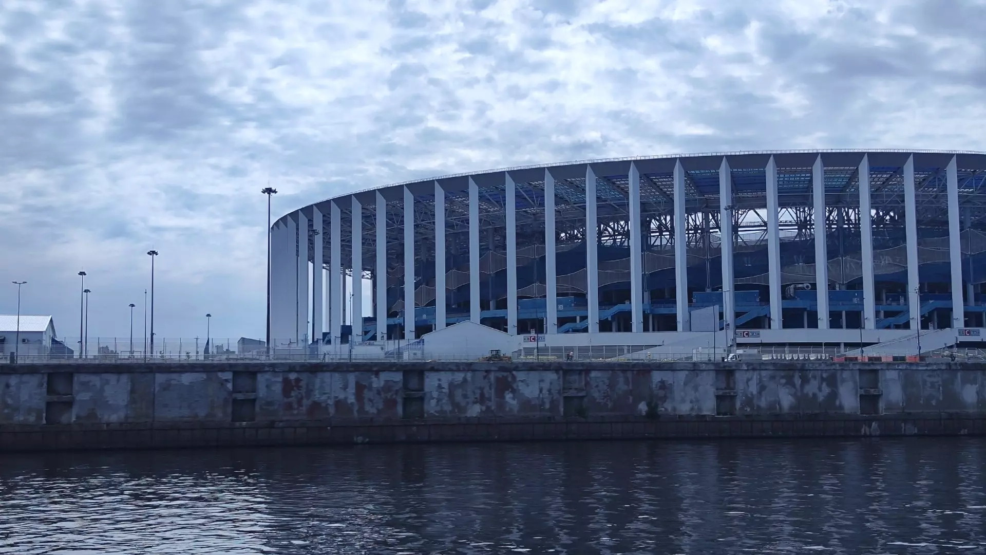 Недоделки на нижегородском стадионе оцениваются в миллиард рублей